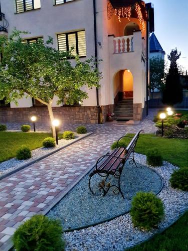 Viesnīcas āriene, Villa ZENKO in Bryukhovychi