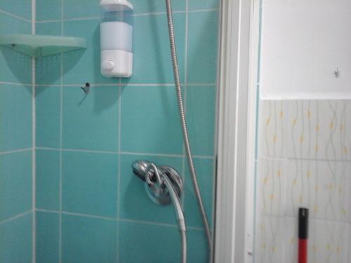 B&B METRO' CENTRAL LINE --ONLY WC IN ROOMS---one train every 2 minutes- id reg lazio 11644 - image 5