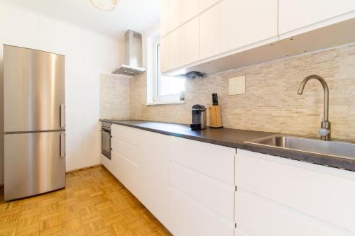 Naschmarkt Premium Apartment in Your Vienna - image 14