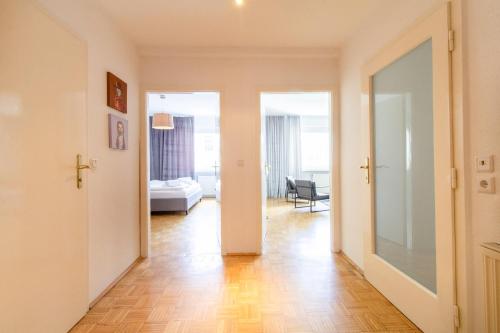 Naschmarkt Premium Apartment in Your Vienna - image 5