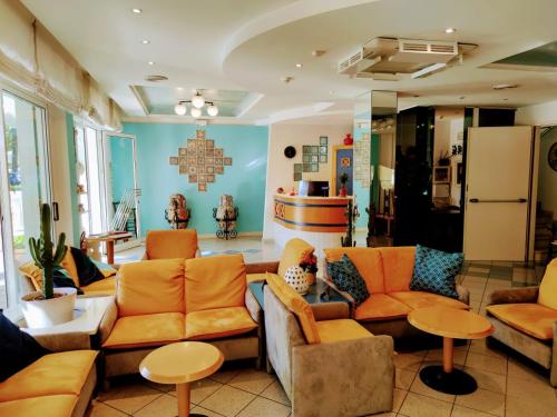 Hotel Adria B&B - Colazione fino alle 12 4