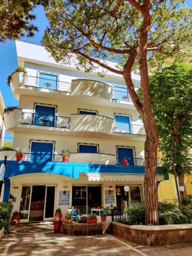 Hotel Adria B&B - Colazione fino alle 12 2