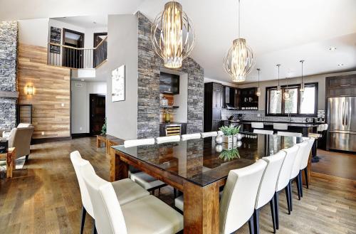 Chalet 15 Chemin Blanc by Les Chalets Alpins in สโตนแฮม(ควิเบก)