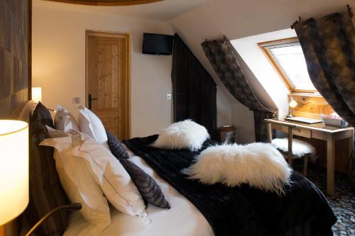 Standard Double Room ( diablotine )