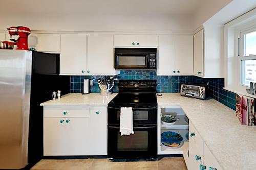 Bay Dreamin - Waterfront Key Allegro Home & Dock home - image 8