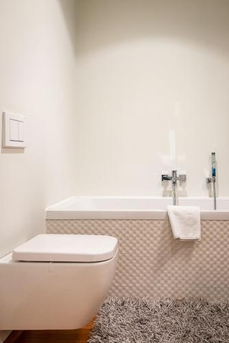 Adamas B&B Adamas B&B