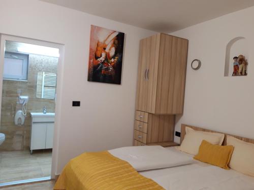 . Apartament Sergiu Geanina