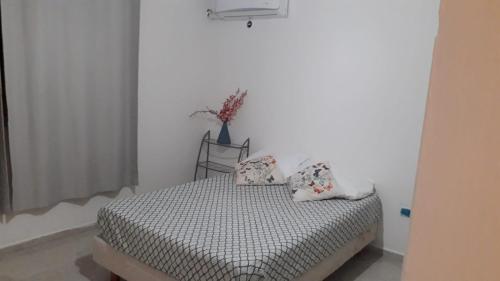 Casa de 2 pisos con 3 recamaras y 2.5 banos