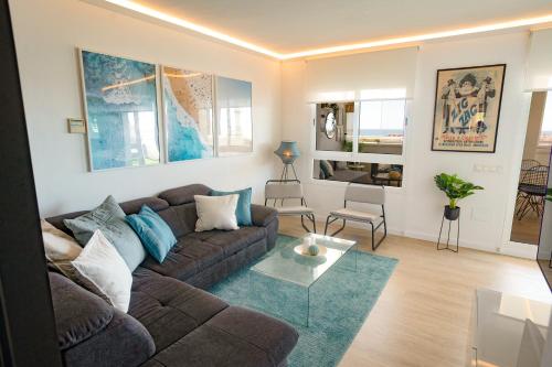  Beautiful apartment with 2 terraces, Pool & Beach in Torremolinos
