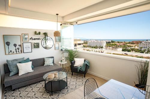 Beautiful apartment with 2 terraces, Pool & Beach 1