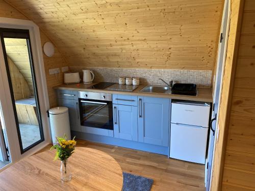 virtuve, Volcano Cabins in Kilchoan