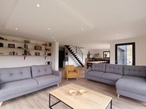 Maison d'architecte en pleine nature in Mende