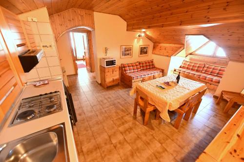 Residence Raethia tra Bormio e Livigno & Casa Emma Rasin new opening, Sondrio