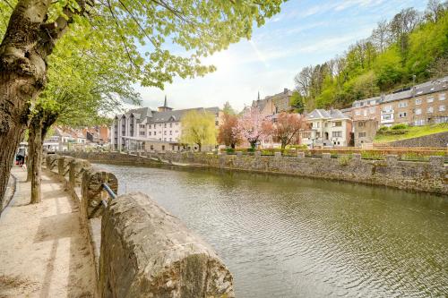 Quai de l'Ourthe