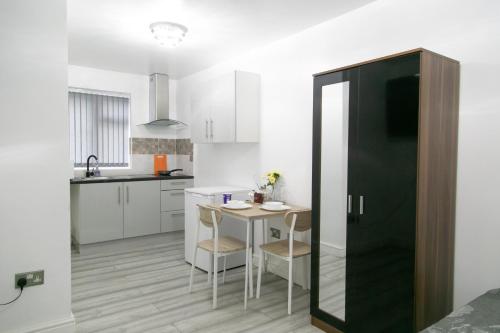 Cheetham Hills Apartments 5