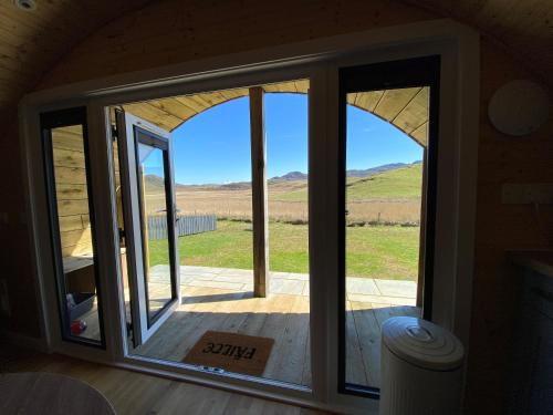 Ieeja, Volcano Cabins in Kilchoan