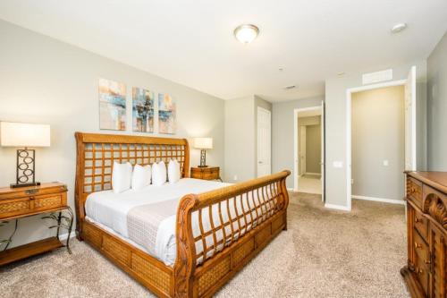 Beautiful Lake View Condo - CDC COMPLIANT condo - image 8