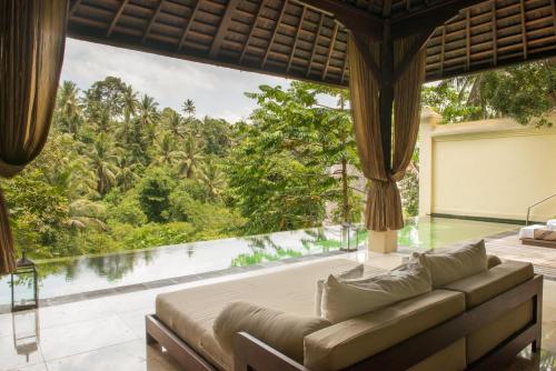 コマネカ アット ビスマ ウブド7