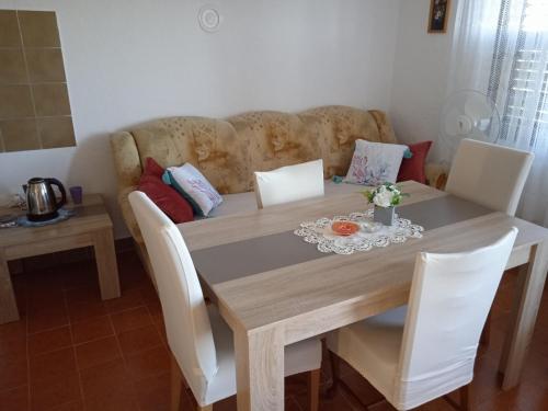 APARTMAN IVANO