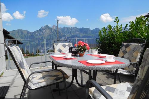 Haus Mezzaselva - CharmingStay - Apartment - Flumserberg