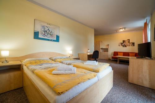 Deluxe Double Room with Balcony