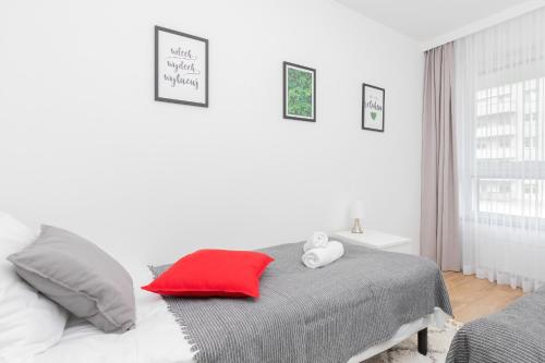 Navalis Apartments with Parking in Gdynia by Noclegi Renters - image 3