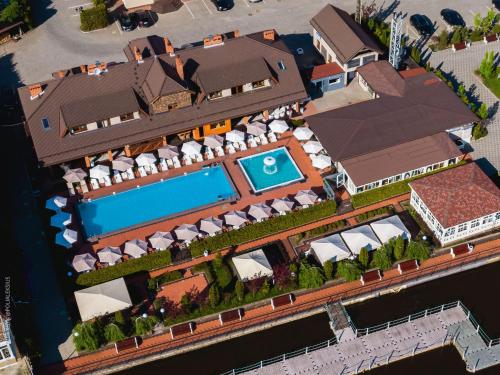 Hotel Riverside - image 6