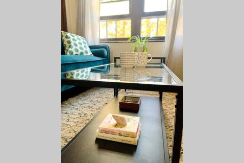 Private Petersham Studio Pad in best location