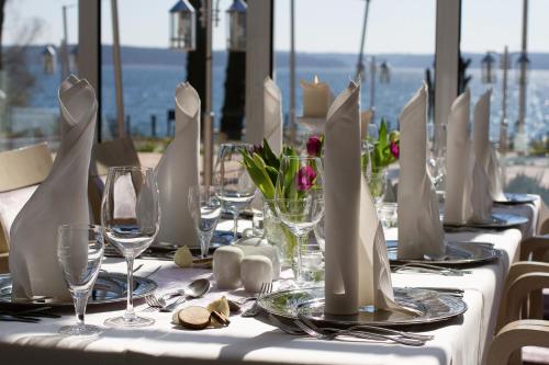 Falk Seehotel Plau am See - image 10