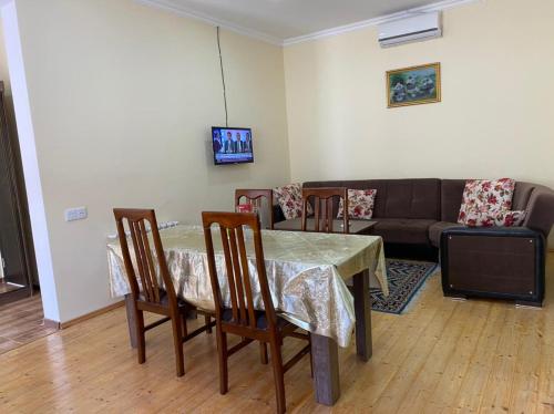 Alp Hotel in Qax
