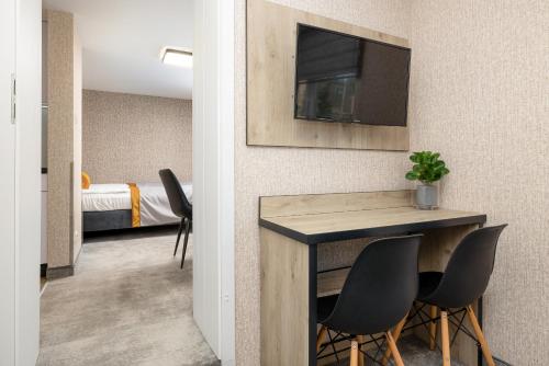 Two-Bedroom Apartment image 6