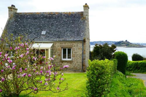Holiday Home Plougasnou - BRE05446-F gîte à louer Térénez