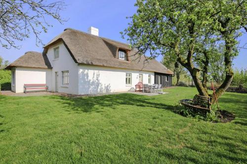 Holiday home in Tetenbüll