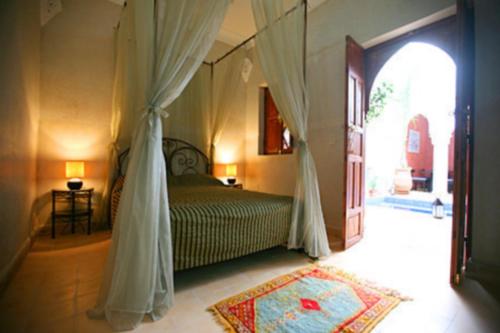 Riad Morgane - Tap to explore photos