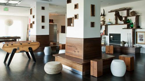 30190088 Bungalow Hotel