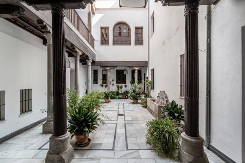 BnS Dauro Suites - image 7