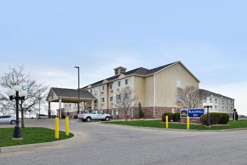 Quality Inn thumb 2