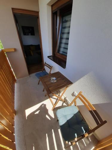 One-Bedroom Apartment image 10