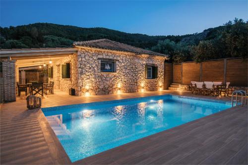 Villa Helona - main image