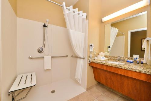 Quality Inn detail