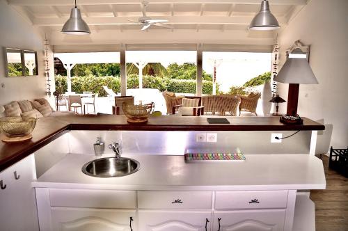 Cozinha, Magar Vue Mer Plain Pied Piscine Jacuzzi Standing in Mare Gaillard