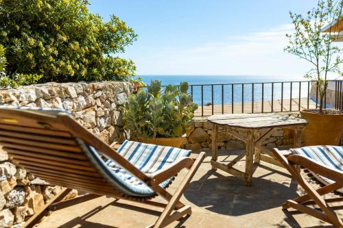  Casa Vacanze De Vita - Amazing view on the coast - Suite with outdoor Jacuzzi in Marina Serra