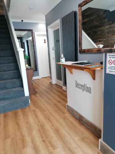 Entrance, Pensalda Guest House in Newquay Tretherras