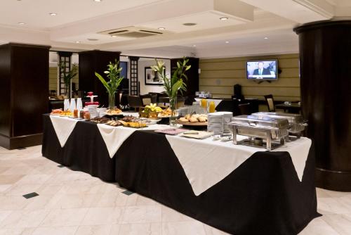 Φαγητό και ποτό, Amerian Executive Hotel Mendoza in Mendoza