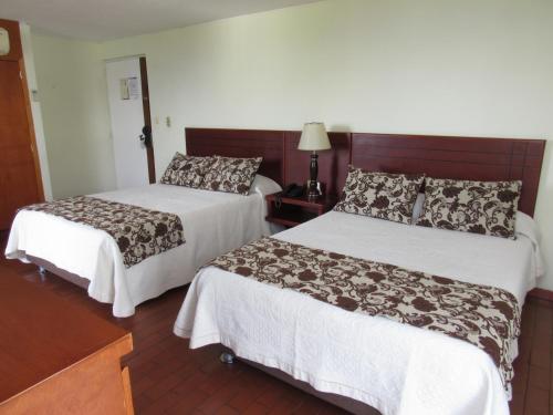 Hotel Don Lolo Hotel Don Lolo is perfectly located for both business and leisure guests in Villavicencio. Featuring a complete list of amenities, guests will find their stay at the property a comfortable one. 24-hou