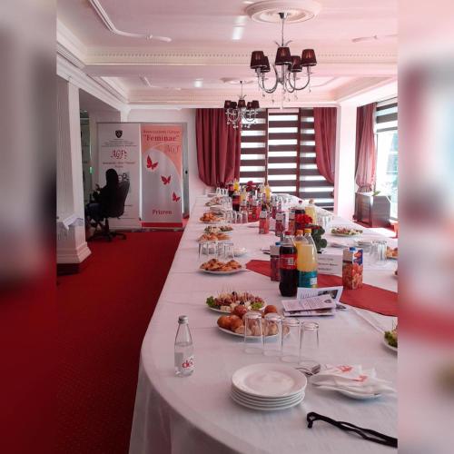 Đồ ăn và thức uống, Theranda Hotel in Prizren