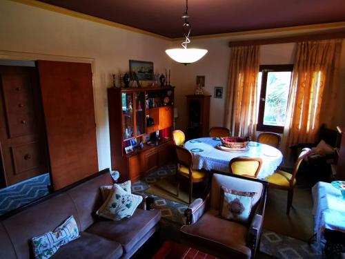  Hidden treasure in Potamiaí