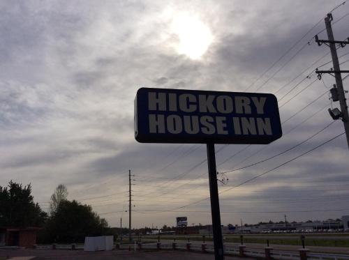 Hickory House Inn