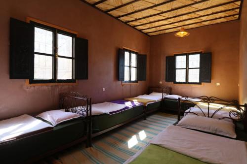 6-Bed Mixed Dormitory Room