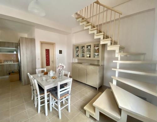 Rebekka's HOUSE in Itanos